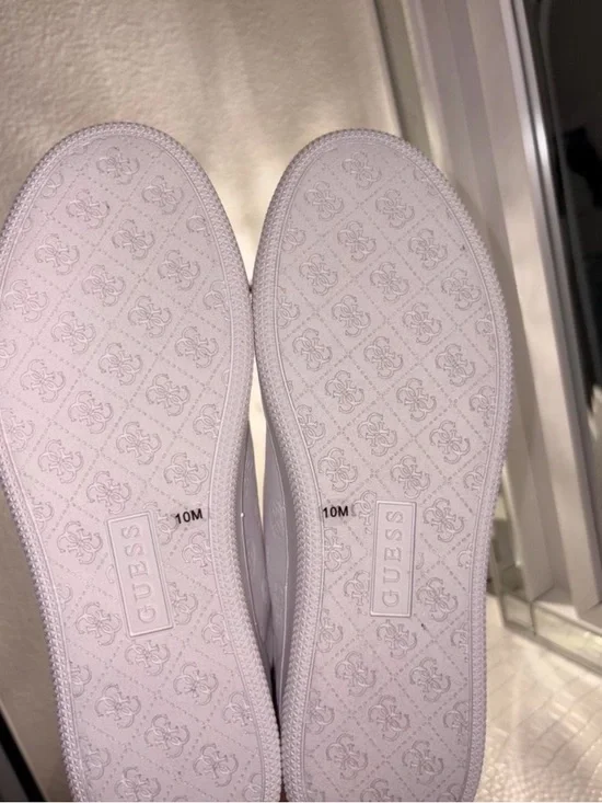 GUESS White Low-Top Sneakers with Brown Heel Tab and Gold Accents - Picture 5 of 5